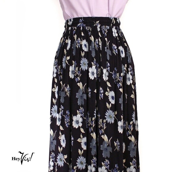 Vintage Carolyn Taylor Blue Floral Rayon Flowy Skirt, Elastic Waist M - Hey Viv - Picture 3 of 5